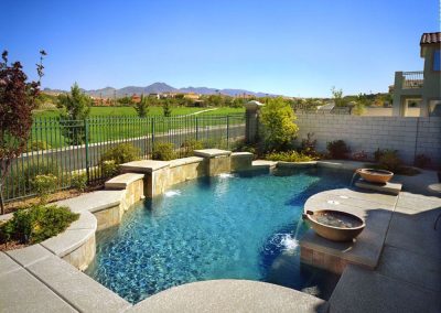 Modern pool designer in Peoria