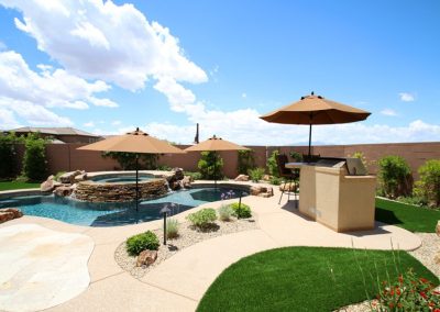 Peoria pools with baja shelf